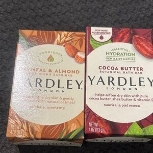 🟢10/$10 - Yardley bar soap